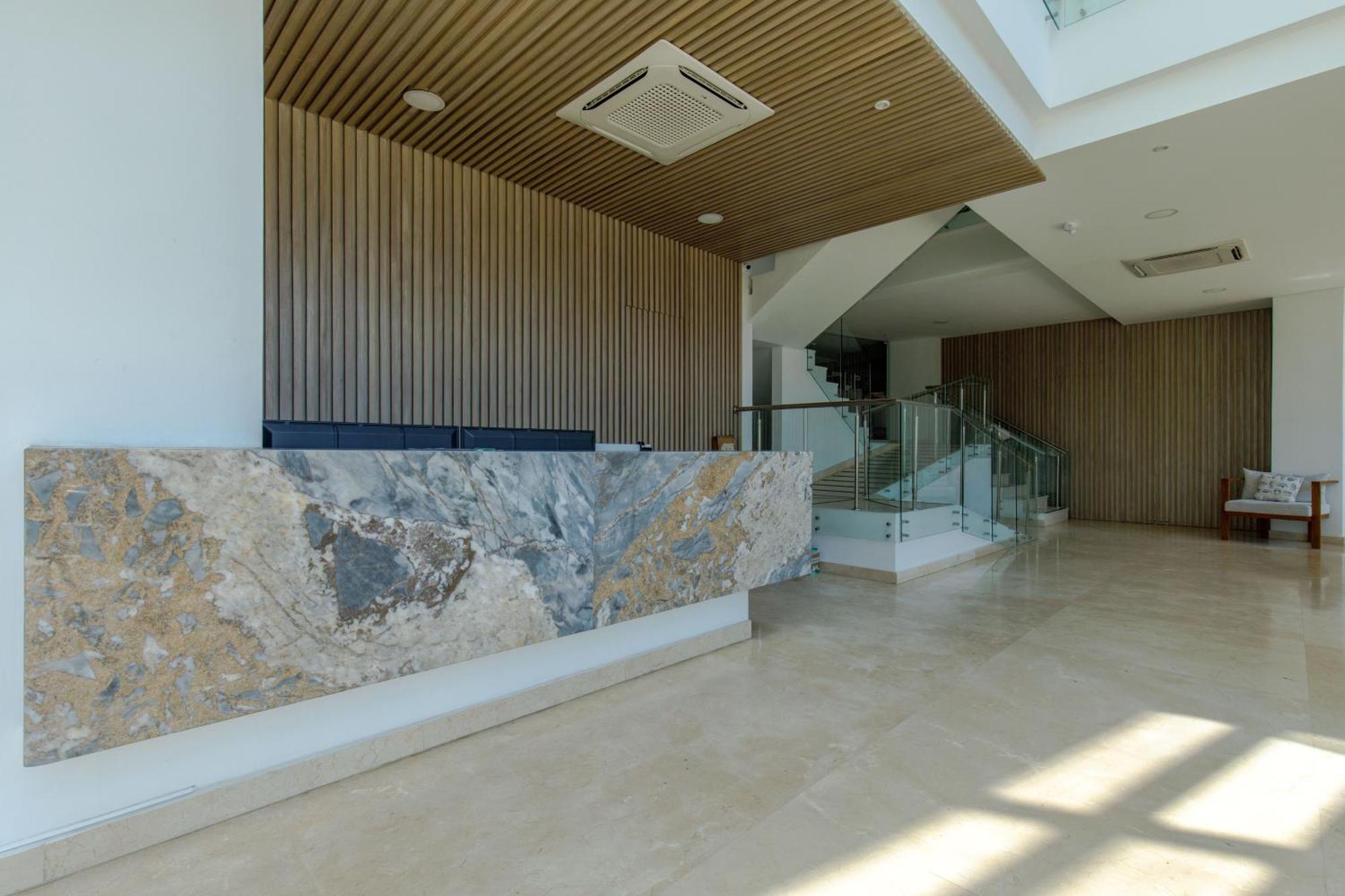 Apartamentos Cartagena Marbella Suite Exterior photo