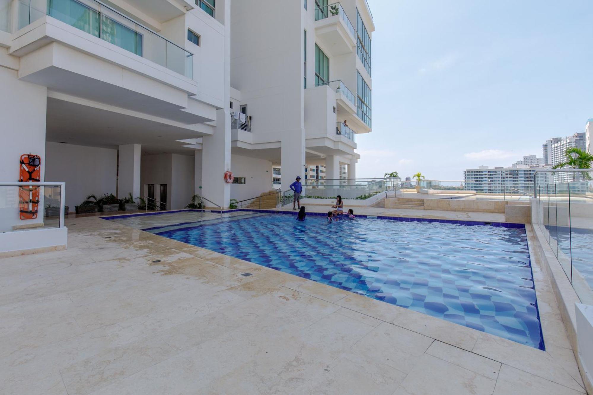 Apartamentos Cartagena Marbella Suite Exterior photo
